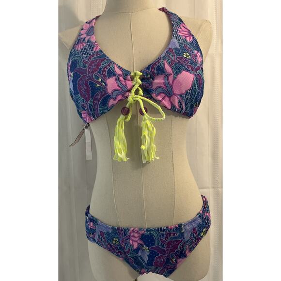 Victoria’s Secret REVERSIBLE Lace up Strappy BALI L+GEO KNOCKOUT M/L SWIM SUIT - Picture 1 of 13